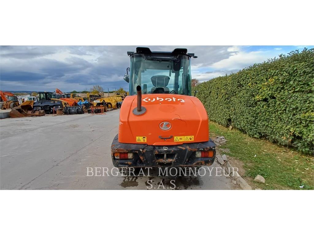 Kubota R065 Kolesové nakladače