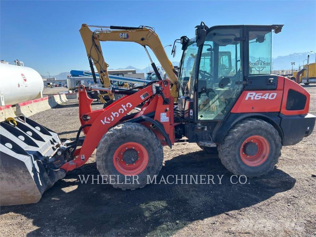Kubota R640 CWL Kolesové nakladače