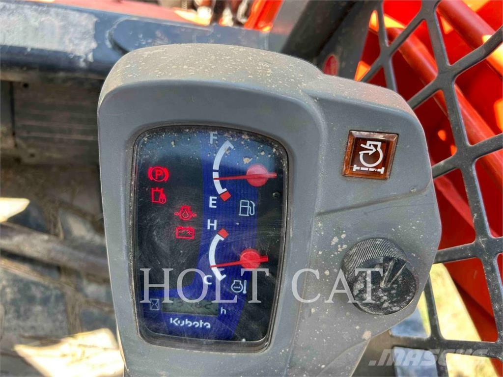 Kubota SVL75-2 Pásové nakladače