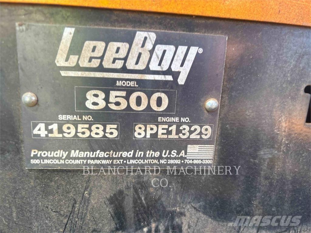 LeeBoy 8500E Finišéry