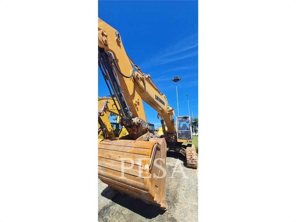Liebherr 944 Pásové rýpadlá