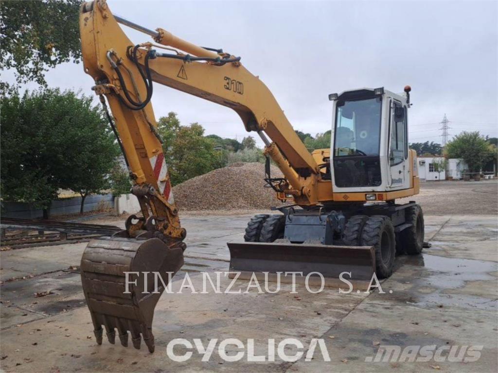 Liebherr A310B Kolesové rýpadlá