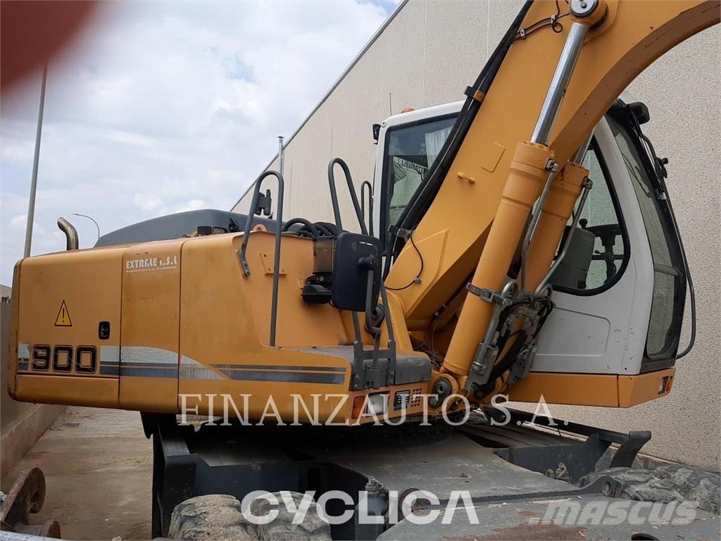 Liebherr A900 Kolesové rýpadlá