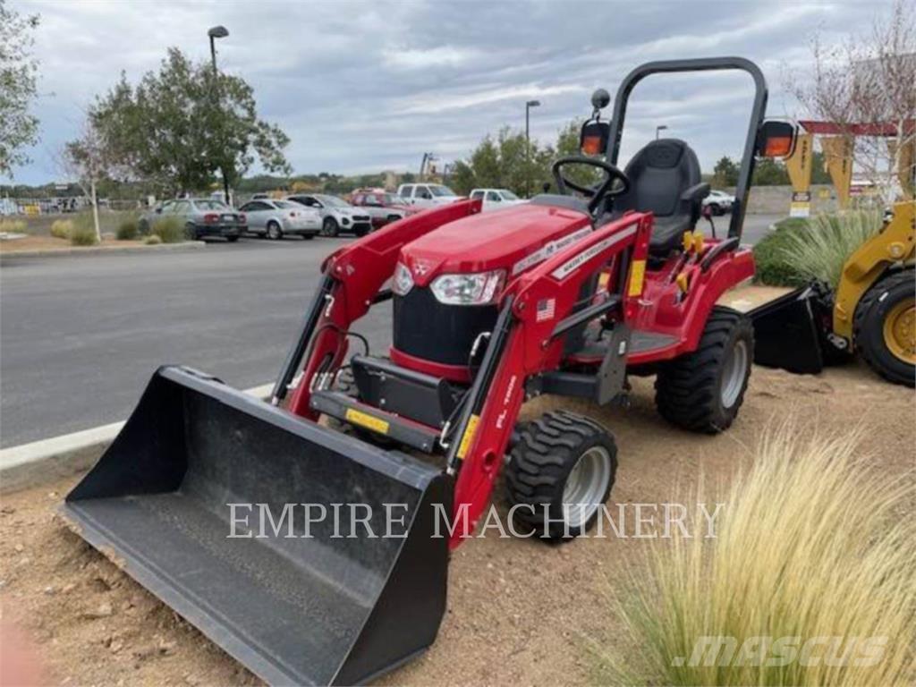 Massey Ferguson GC1725M Traktory