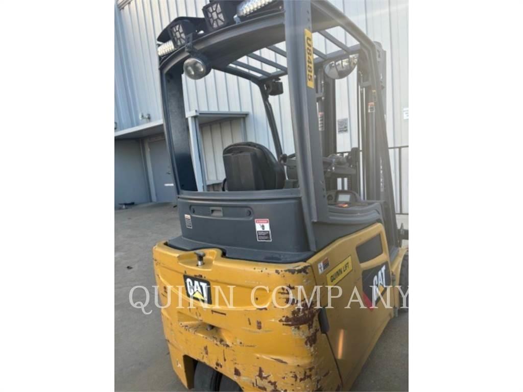 MCFA 2ET4000 Iné