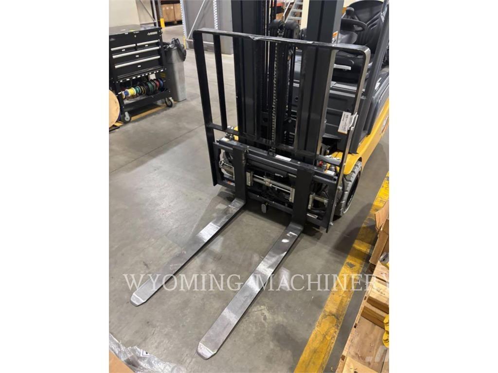 Mitsubishi 2ET4000 Akumulátorové vozíky