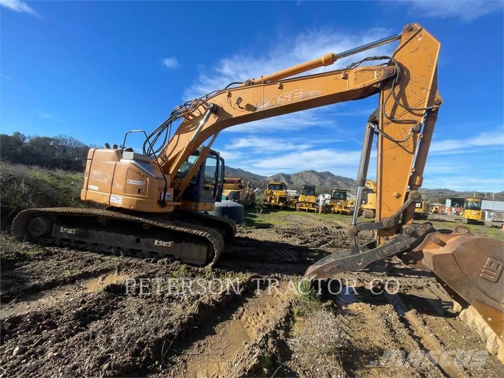 New Holland CX225 Pásové rýpadlá
