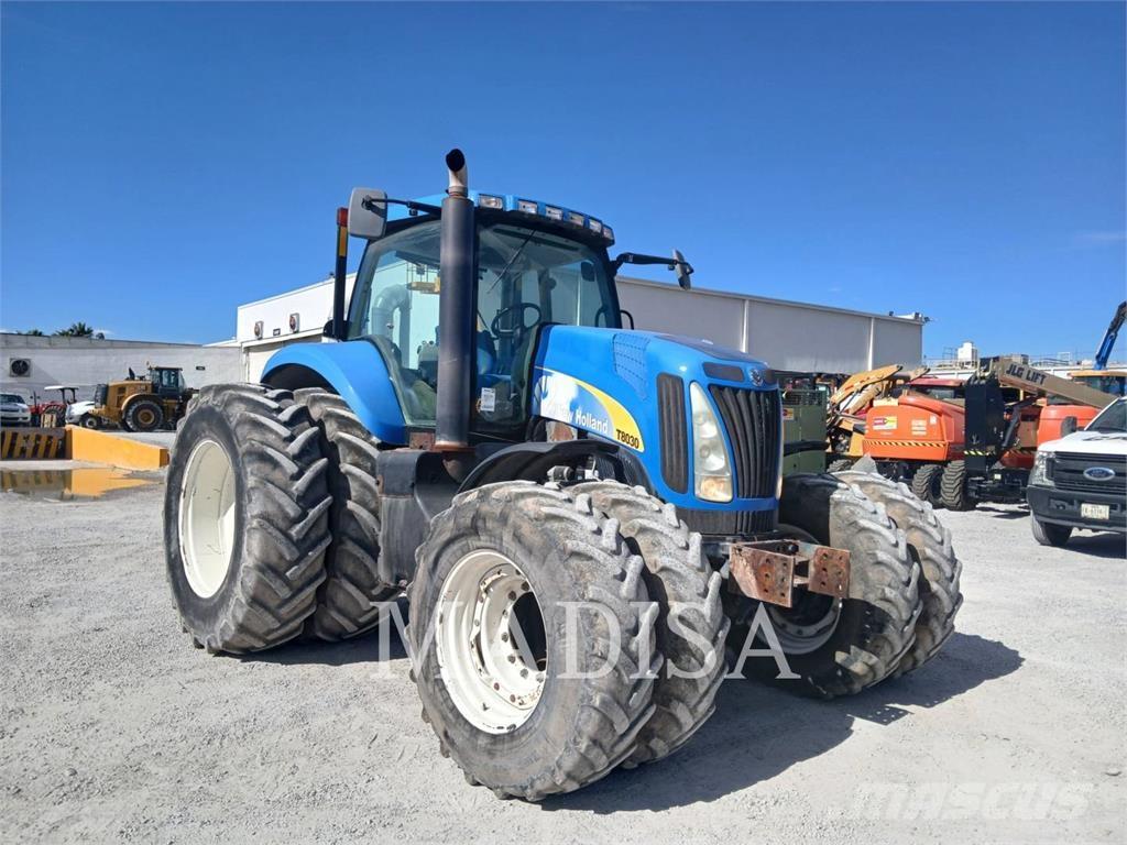 New Holland T8030 Traktory