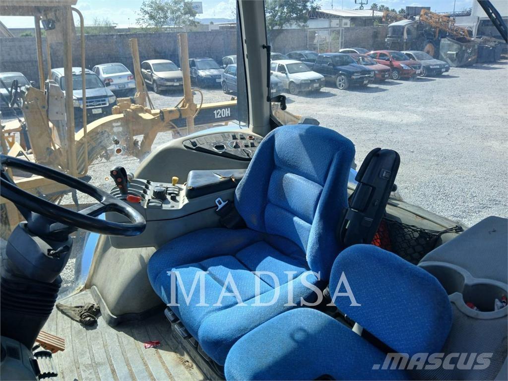 New Holland T8030 Traktory