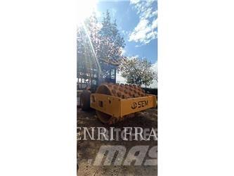 SEM MACHINERY 510 Pôdne kompaktory