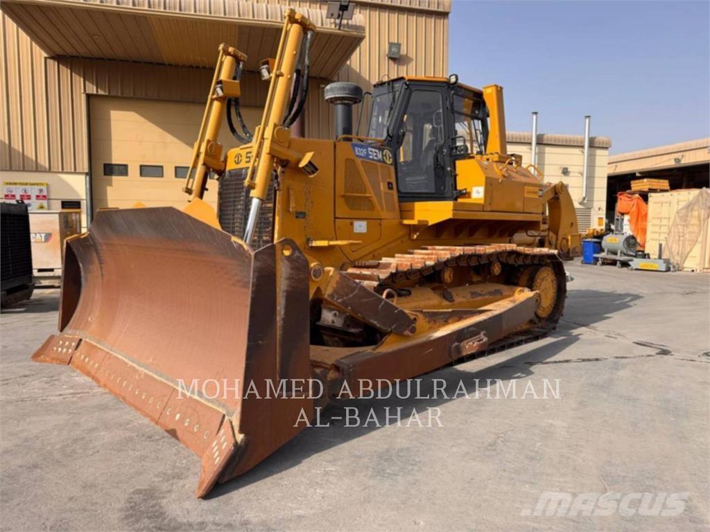 SEM MACHINERY SEM 832F Pásové dozéry