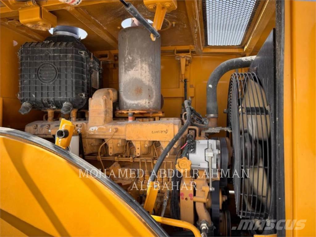 SEM MACHINERY SEM660D Kolesové nakladače
