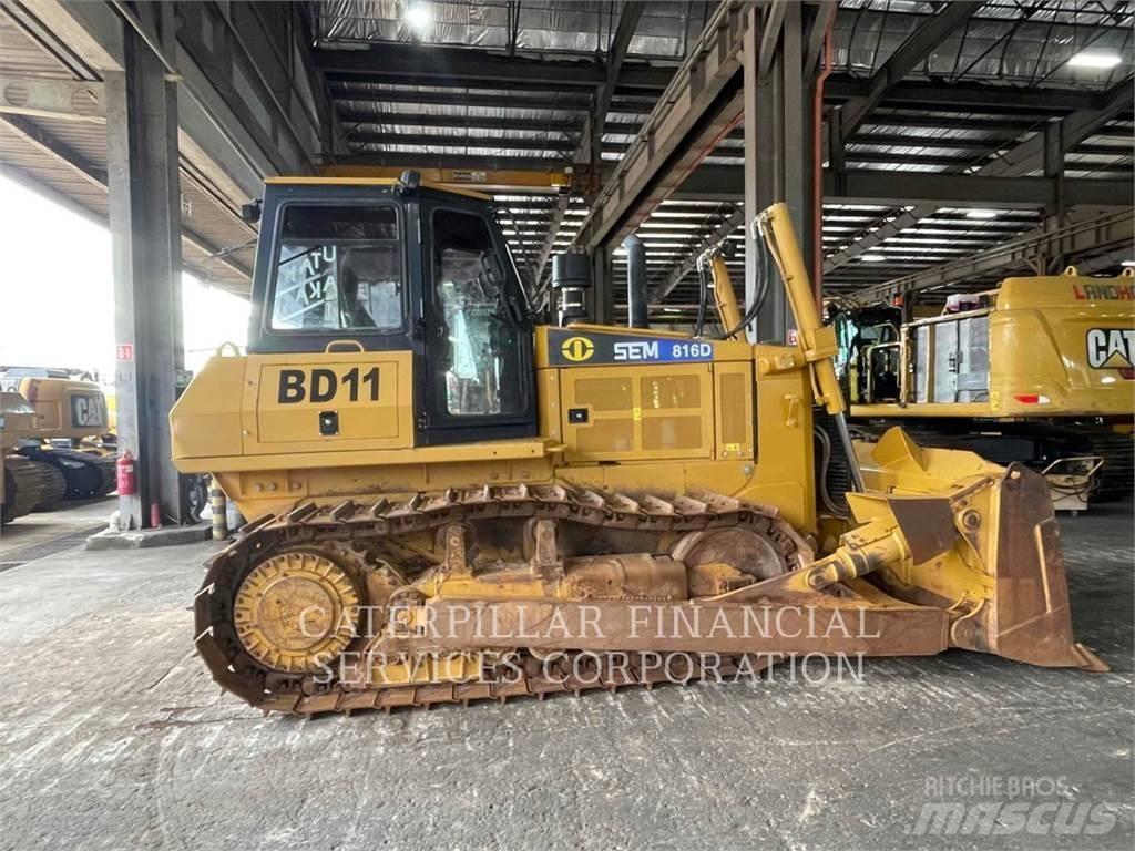 SEM MACHINERY SEM816D Pásové dozéry