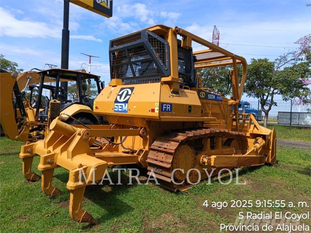 SEM MACHINERY SEM816D Pásové dozéry