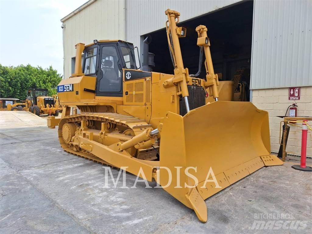 SEM MACHINERY SEM822 Pásové dozéry