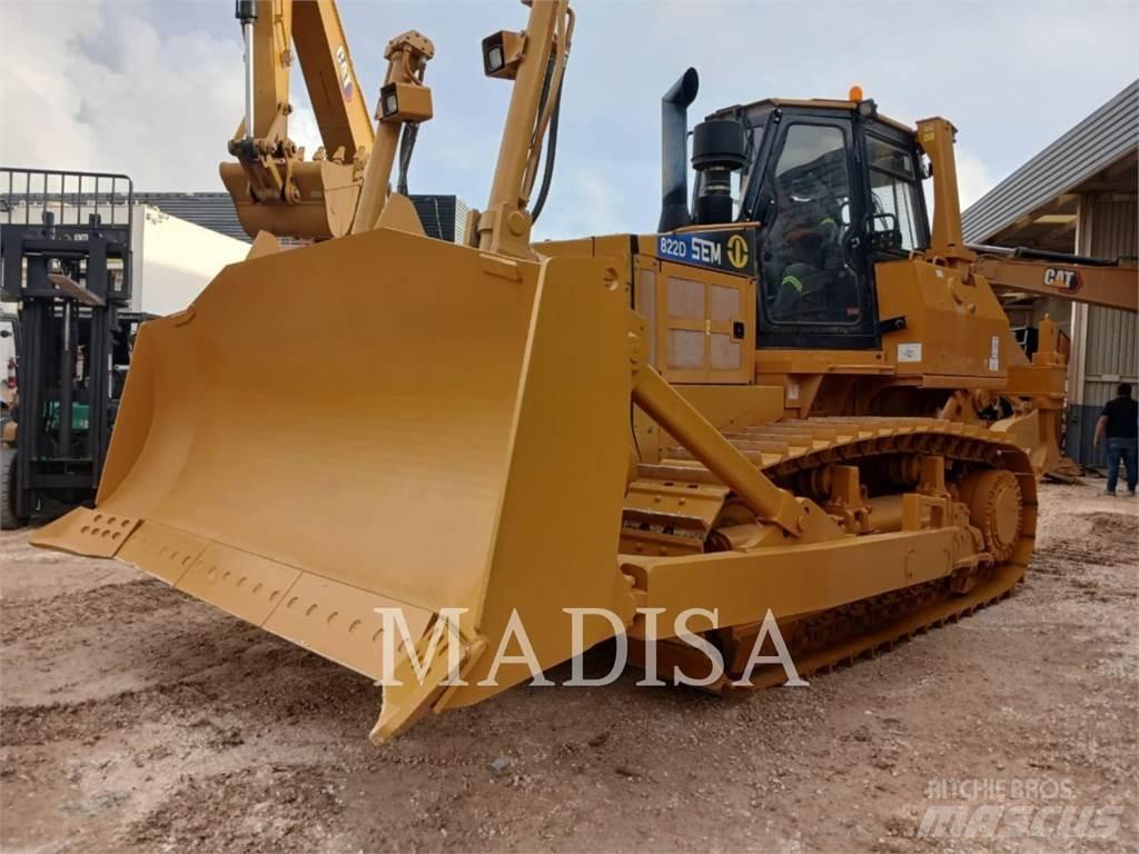 SEM MACHINERY SEM822D Pásové dozéry