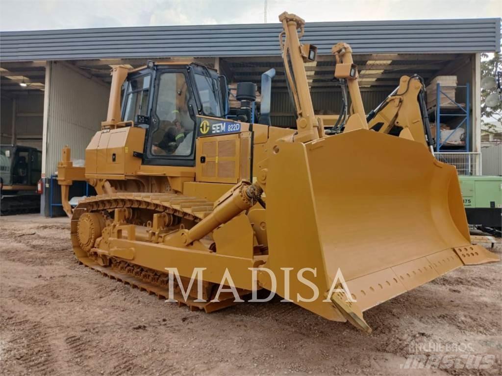 SEM MACHINERY SEM822D Pásové dozéry