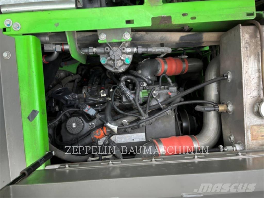 Sennebogen 821E Demolačné rýpadlá