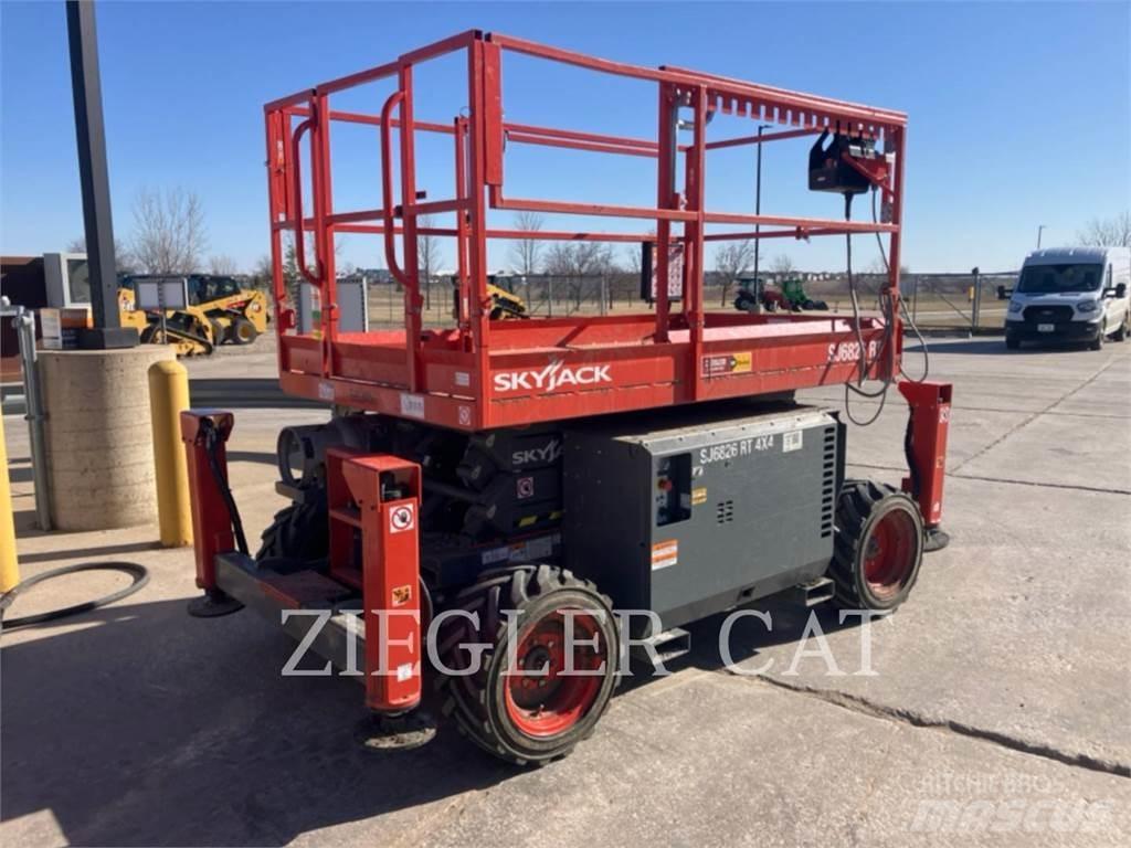 Skyjack SJ6826RT Nožnicové zdvíhacie plošiny
