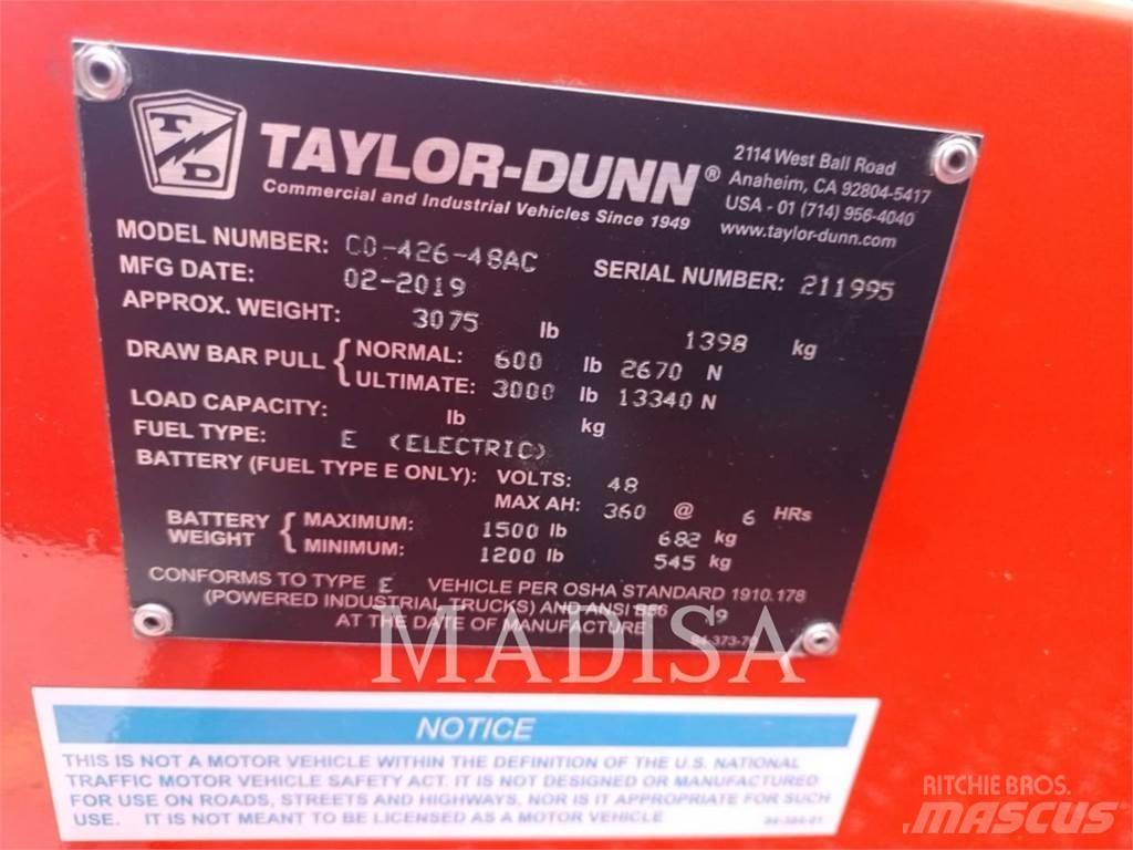 Taylor-Dunn C-426 Iné