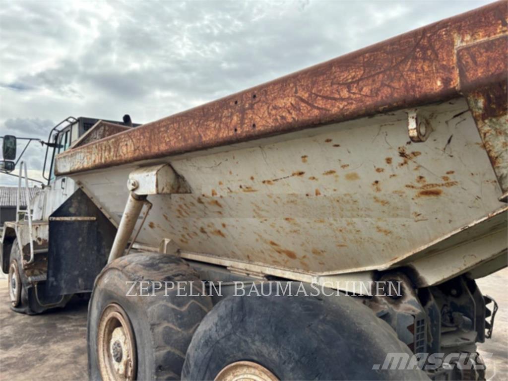 Terex TA25 Kĺbové nákladné autá