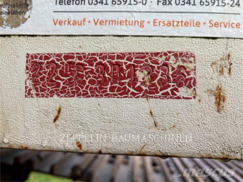 Terex TC225LC Pásové rýpadlá