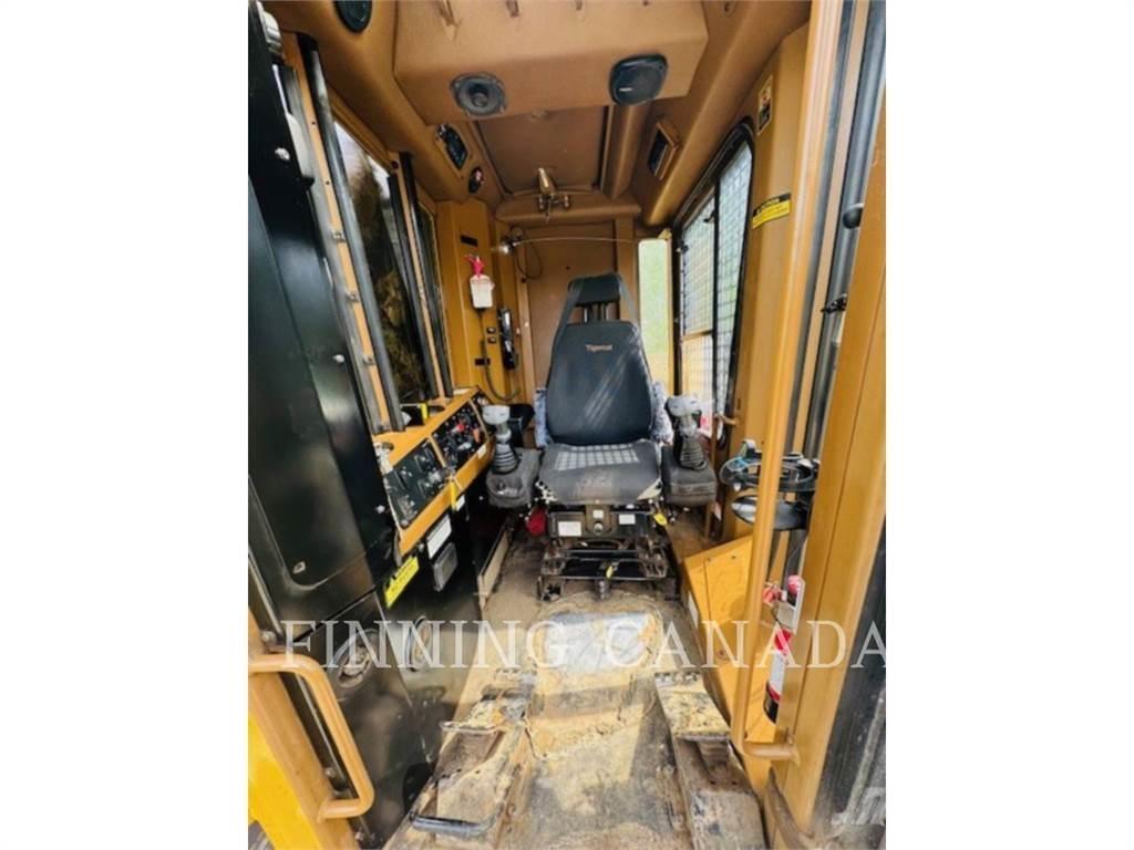 Tigercat 870C Stínacie harvestory