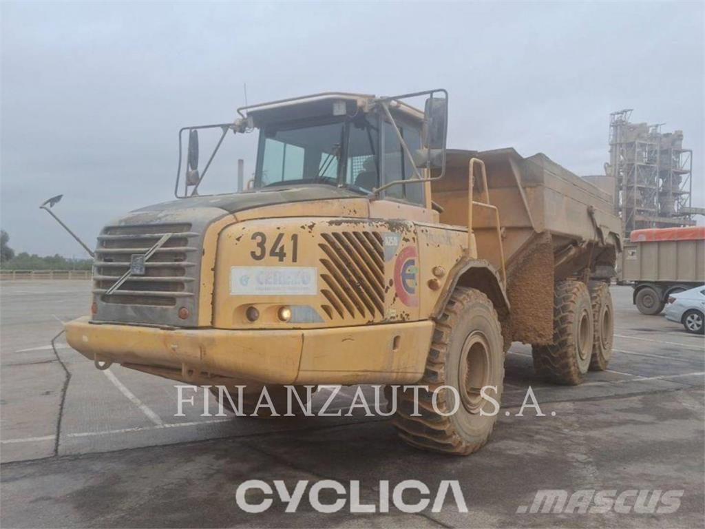 Volvo A25D Kĺbové nákladné autá