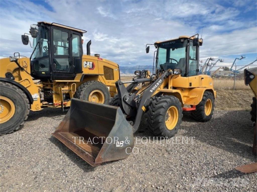 Volvo L30GS Kolesové nakladače
