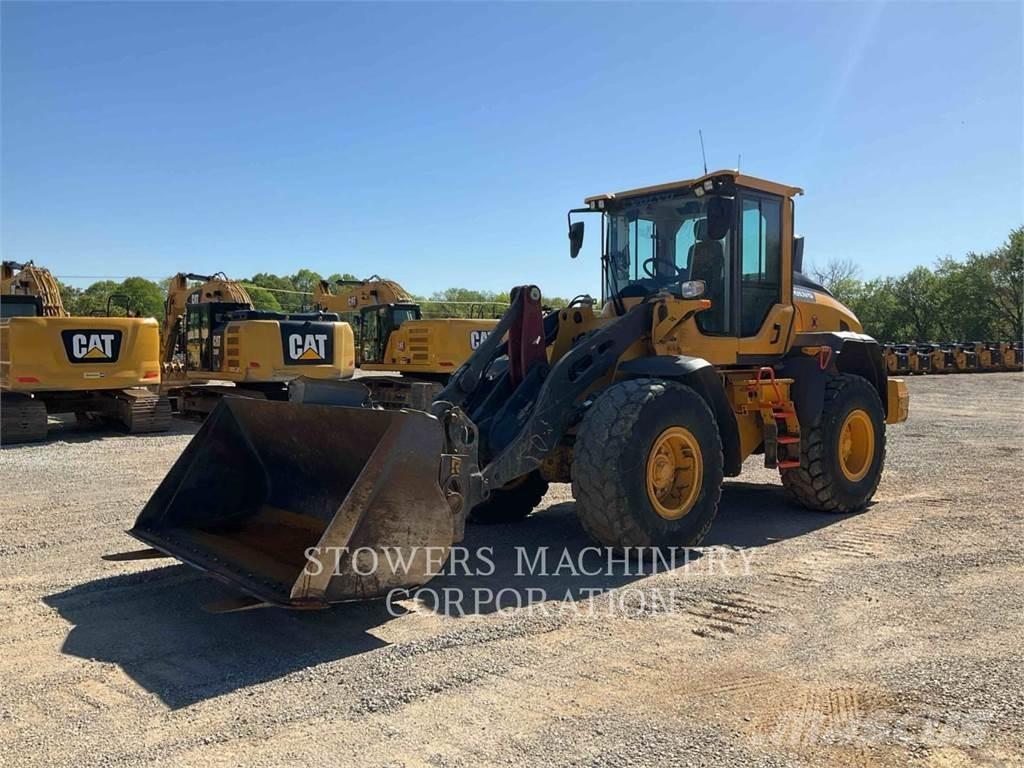 Volvo L60H. Kolesové nakladače