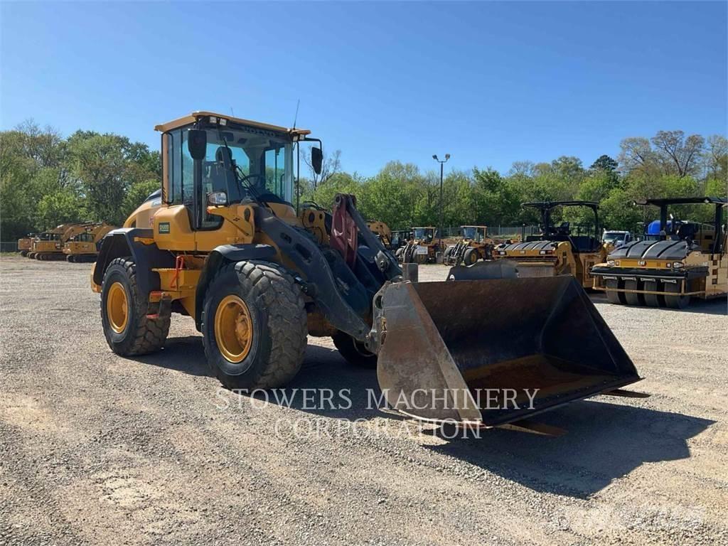 Volvo L60H. Kolesové nakladače