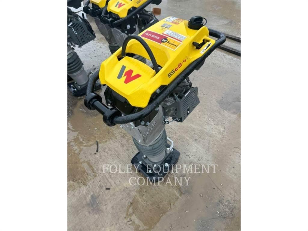 Wacker BS68-4 Pôdne kompaktory