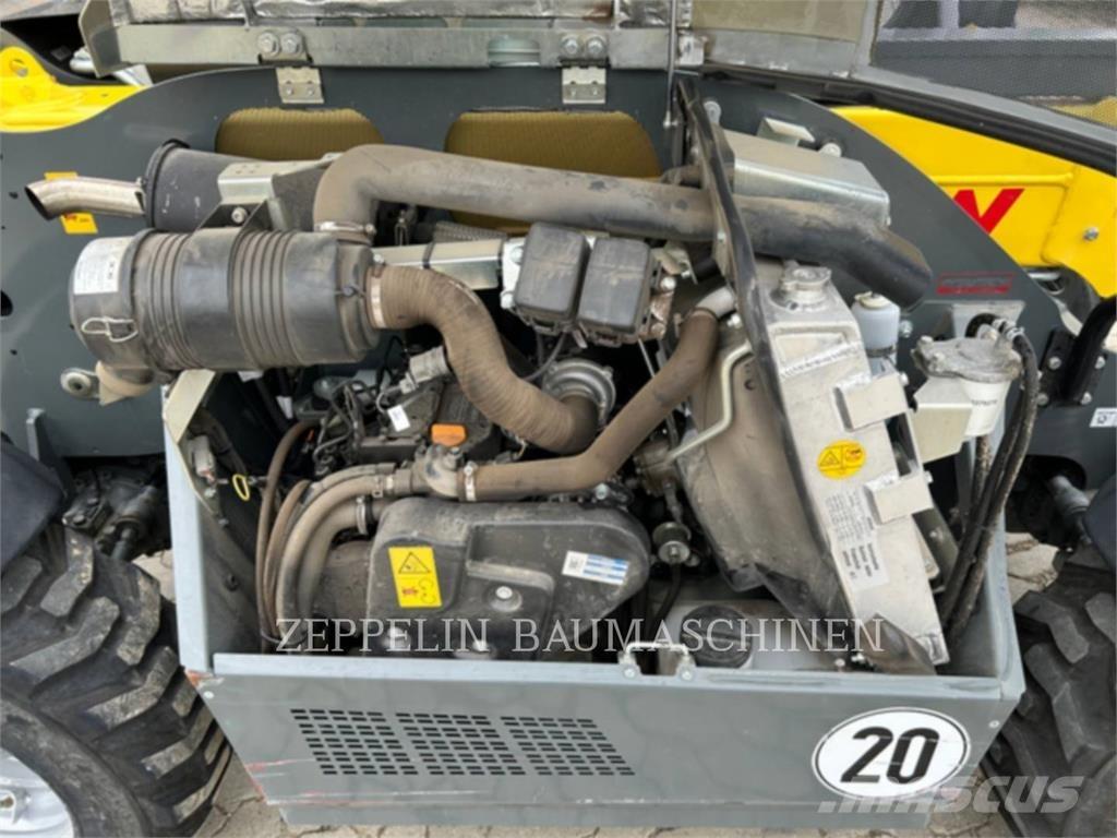 Wacker TH412 Teleskopické manipulátory