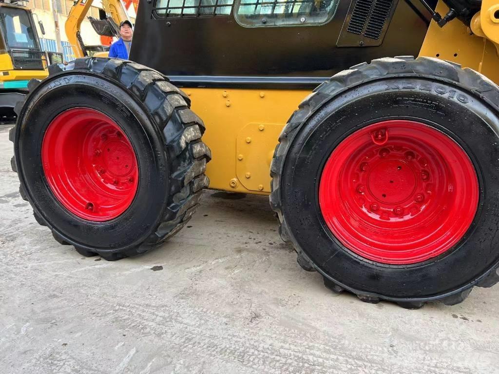 CAT cat262 Šmykom riadené nakladače