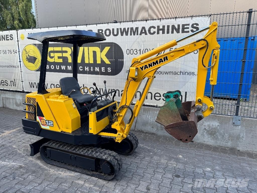 Yanmar B12 Mini rýpadlá < 7t