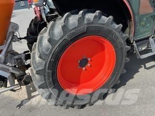 Kubota L2-452 Kompaktné traktory