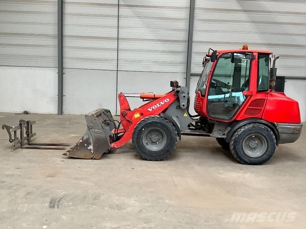 Volvo L 25 F Kolesové nakladače