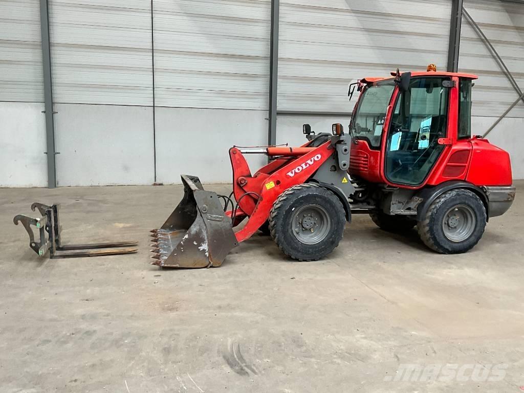 Volvo L 25 F Kolesové nakladače
