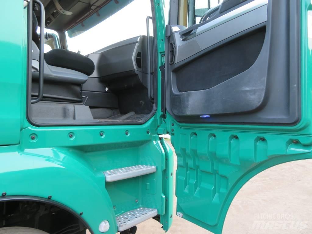 MAN TGX 33.480 Nákladné vozidlá na prepravu dreva