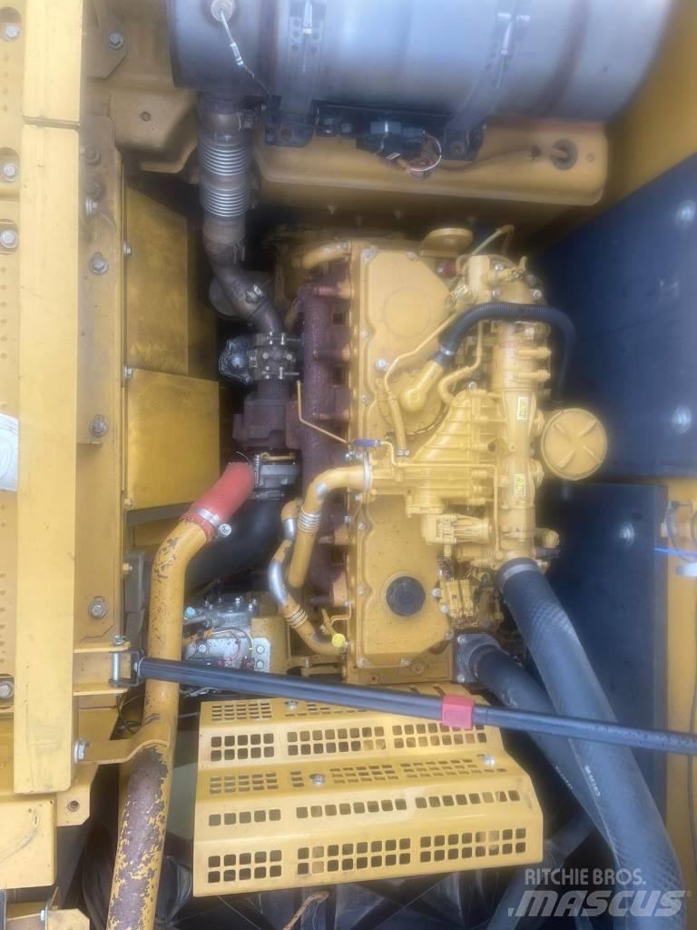 CAT 320 EL Pásové rýpadlá