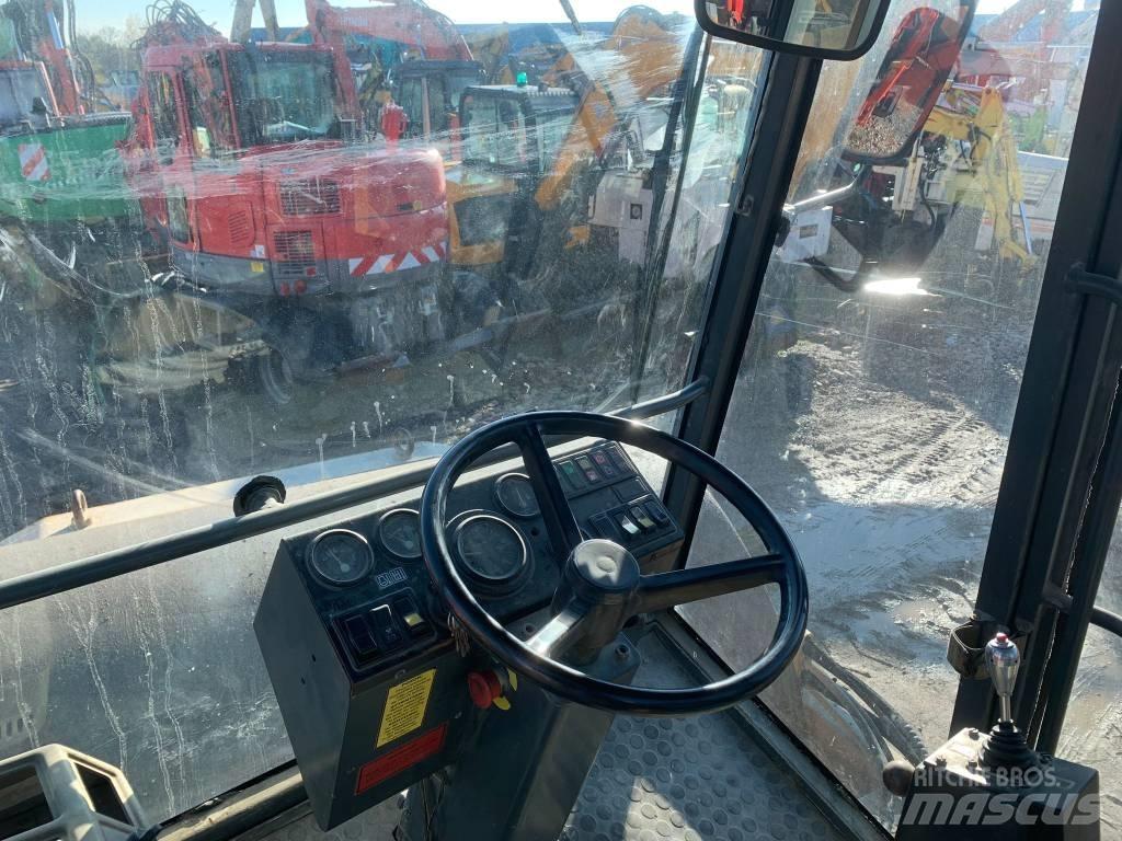 Stavostroj VV 2500D Ťahačové valce