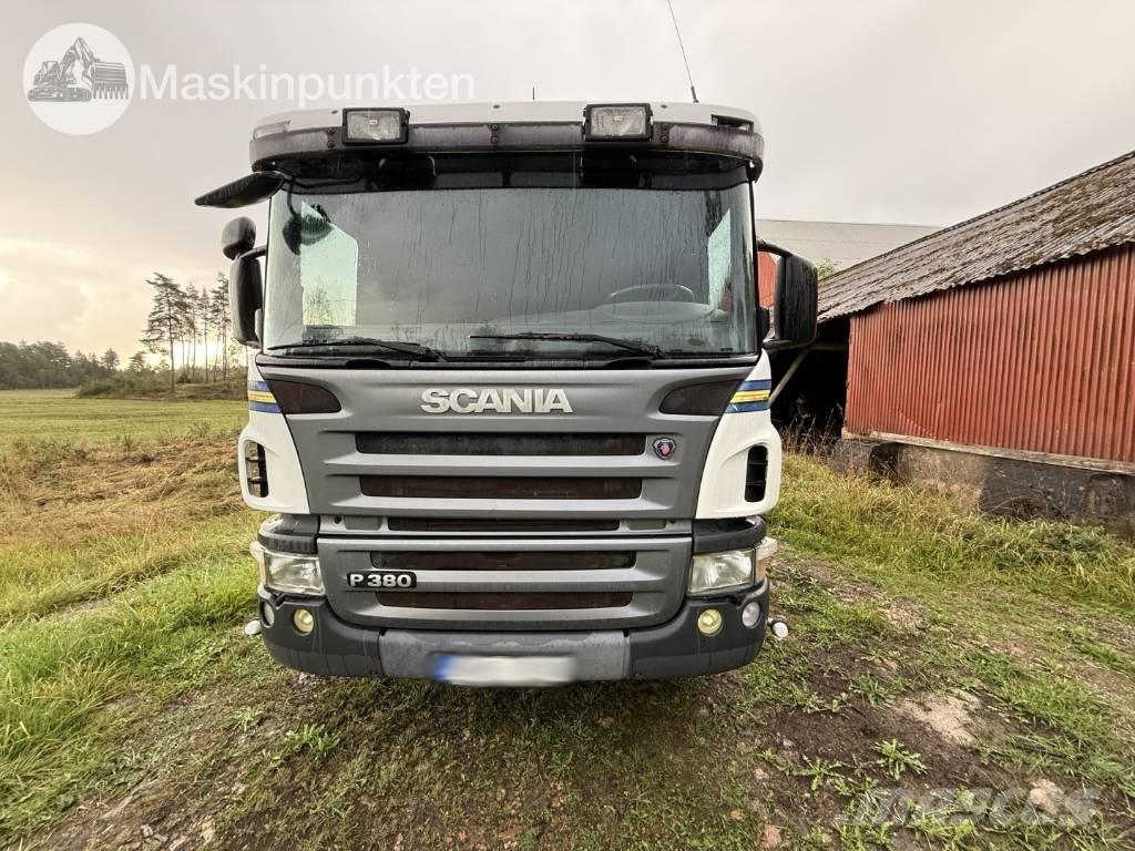 Scania P 380 LB Hákový nosič kontajnerov