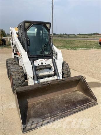 Bobcat S 300 Šmykom riadené nakladače