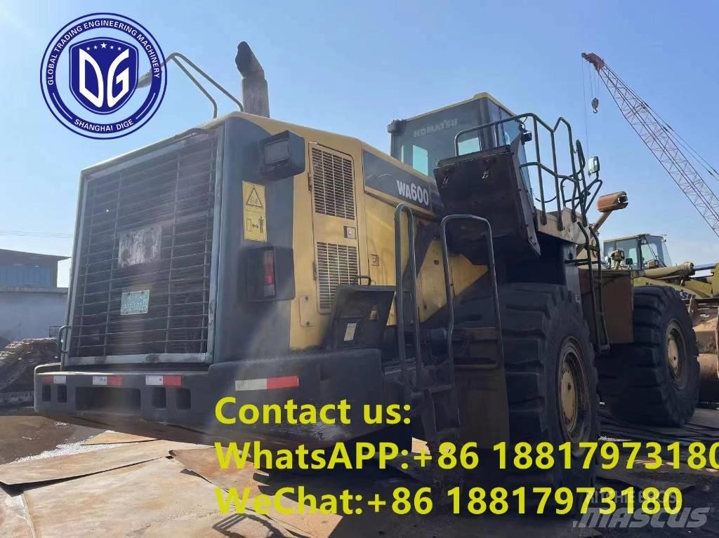 Komatsu WA 600-6 Kolesové nakladače