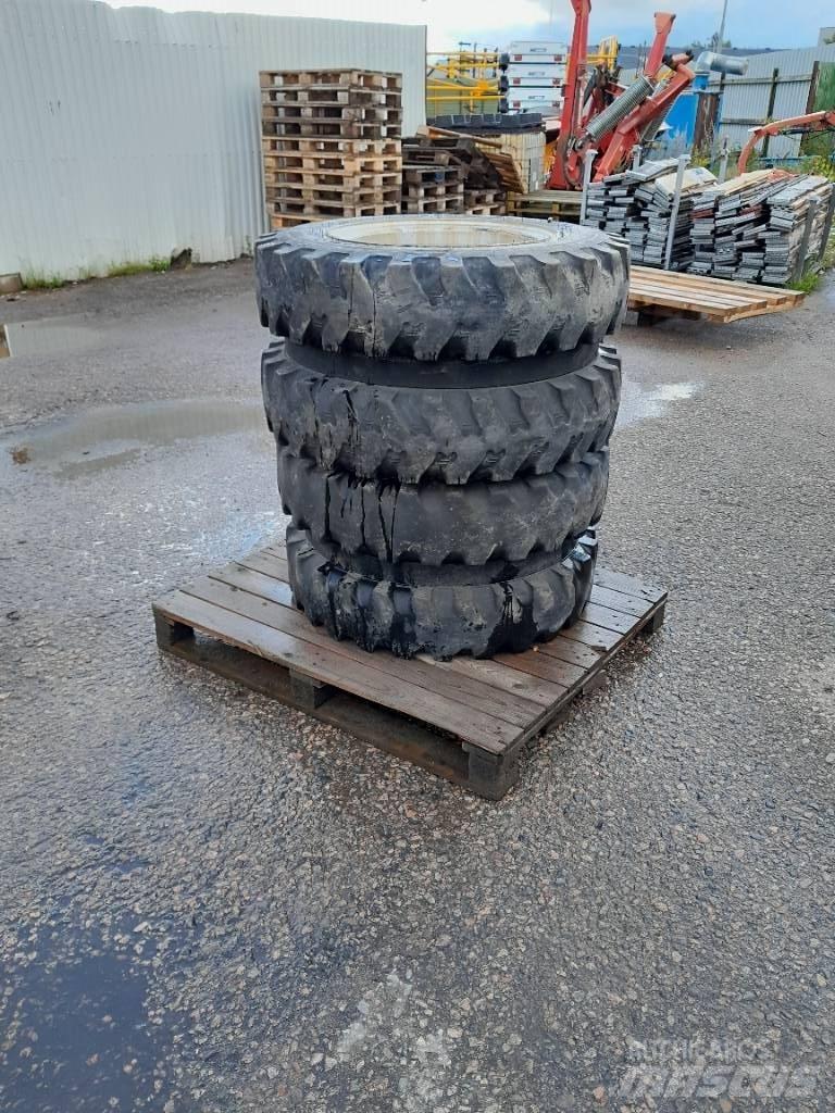 Mitas 8,25-20 Hjul Pneumatiky, kolesá a ráfiky