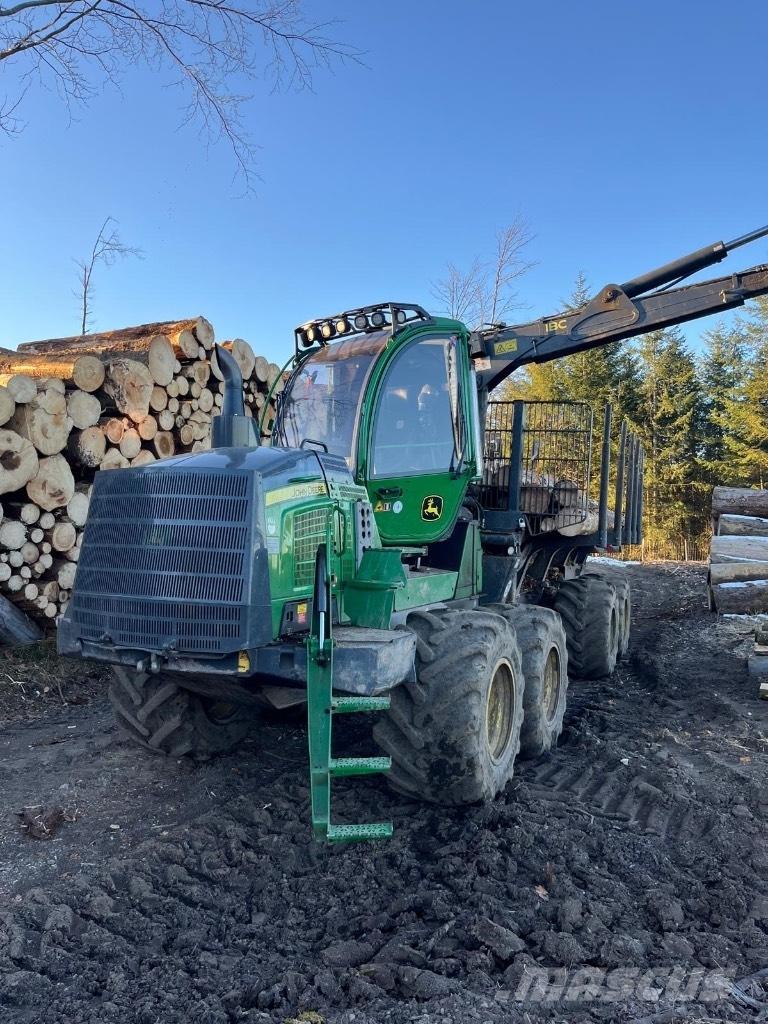 John Deere 1510G Lesné traktory