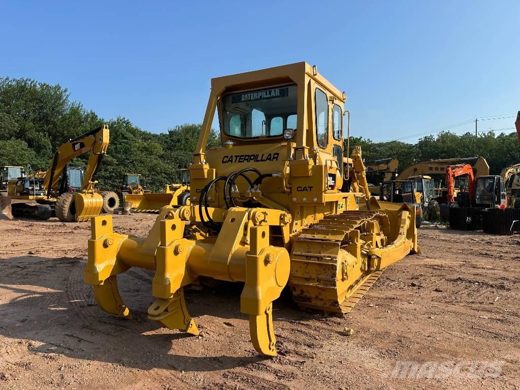 CAT D7G Pásové dozéry