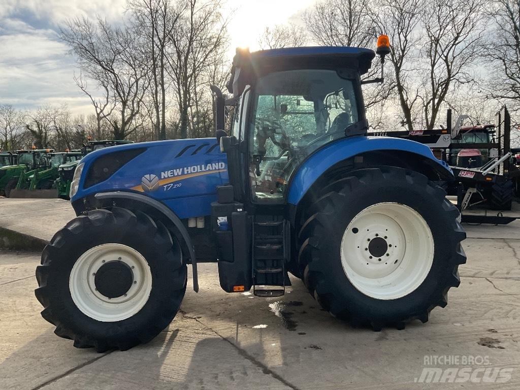 New Holland T 7.210 Traktory