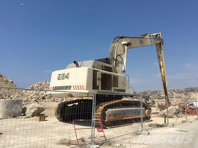 Liebherr 984 C Rýpadlá s dlhým dosahom