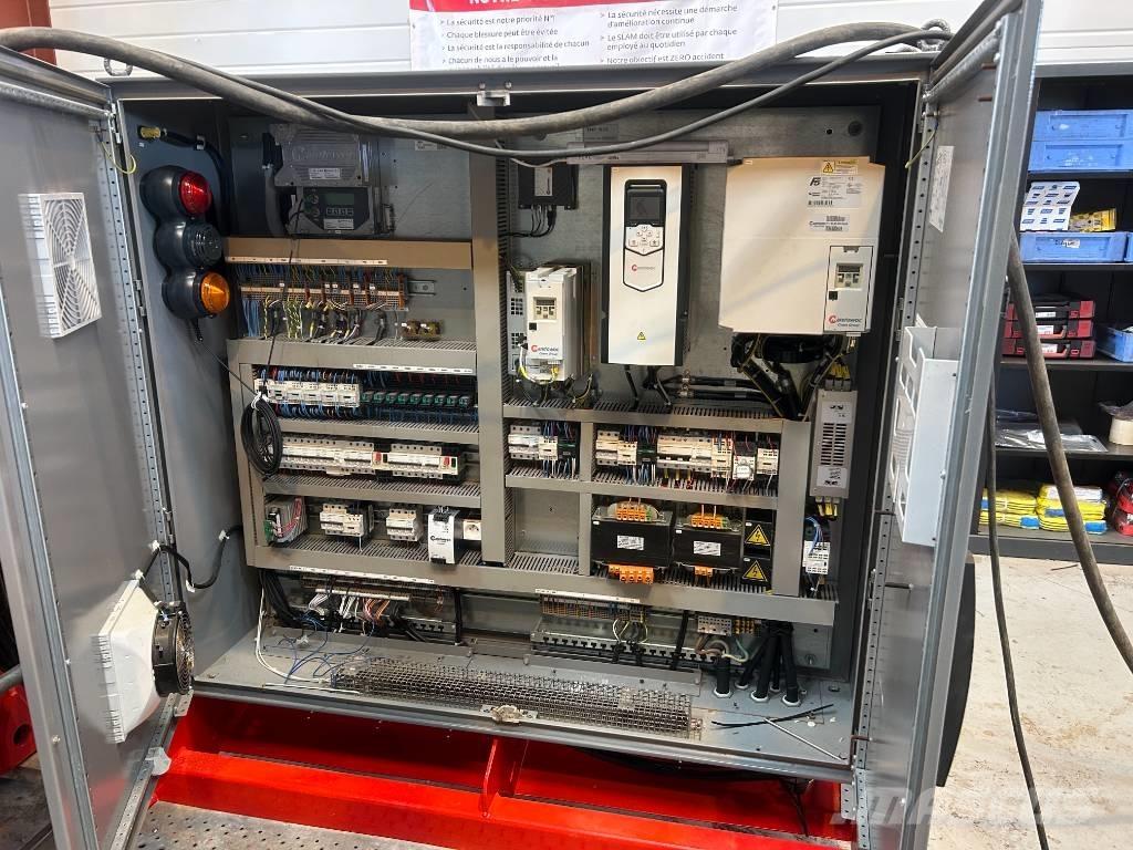 Potain MDT 219 J10 Stavebné žeriavy